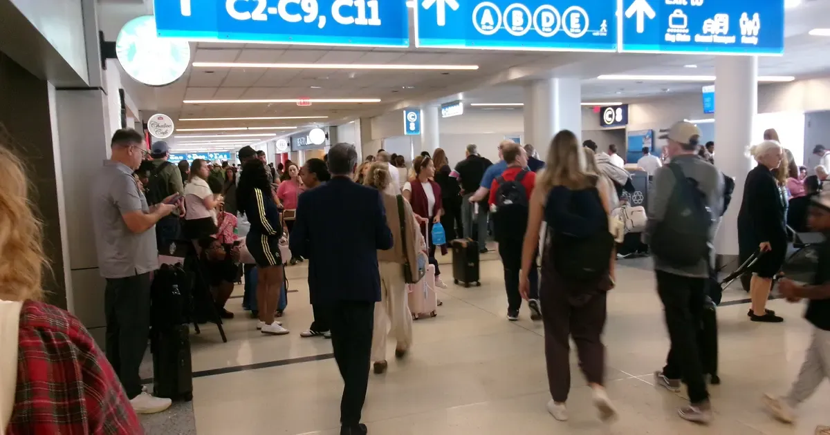 Charlotte Customs Peaks at 52 Minutes Sunday Afternoon