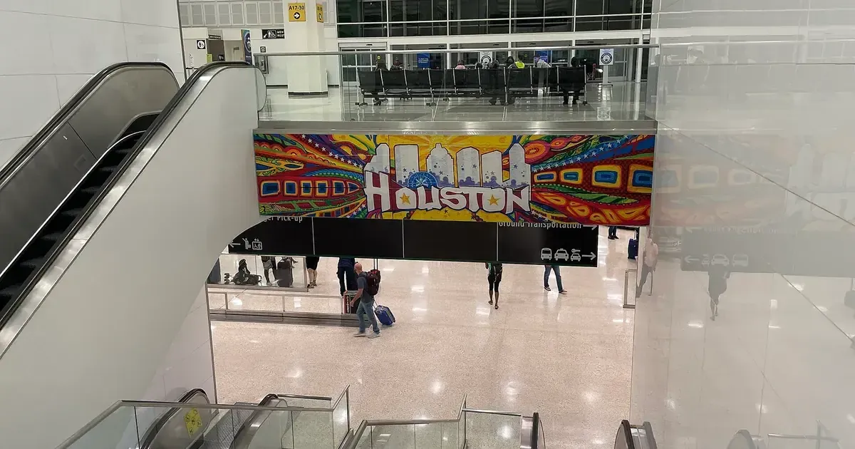 Houston's Sunday Morning Line: 60 Minutes at 6 AM