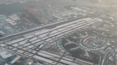 Newark's Sunday 4 PM Customs Crunch: 76 Minutes