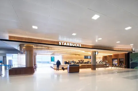 Starbucks (near Gate 10)