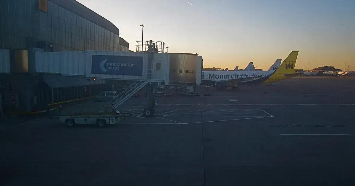 The 5 AM Trap: Airports Where Early Morning Is the Worst Time