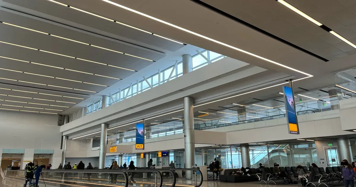 What Moving Your Flight One Hour Actually Saves You