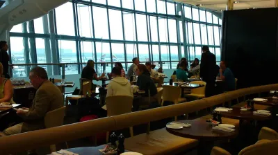 What to Eat at LAX Terminal B on a Layover